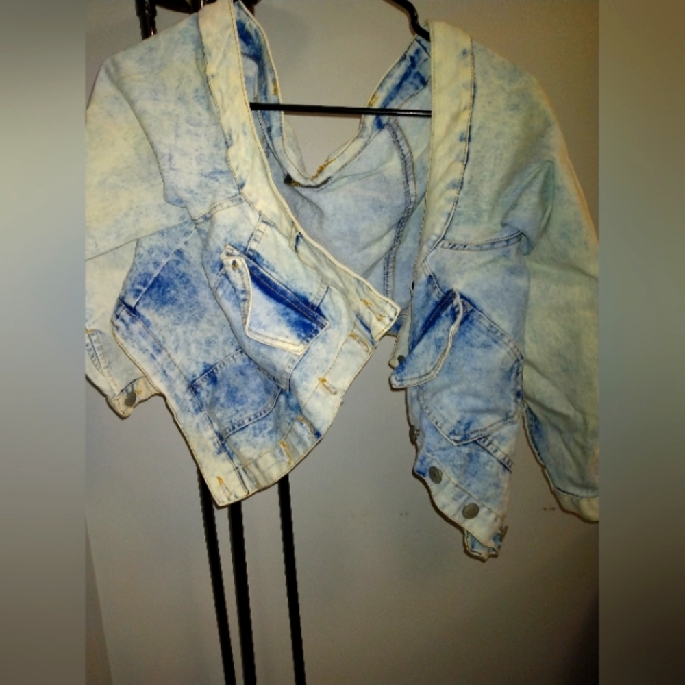 Cropped Jean Jacket Size 2X